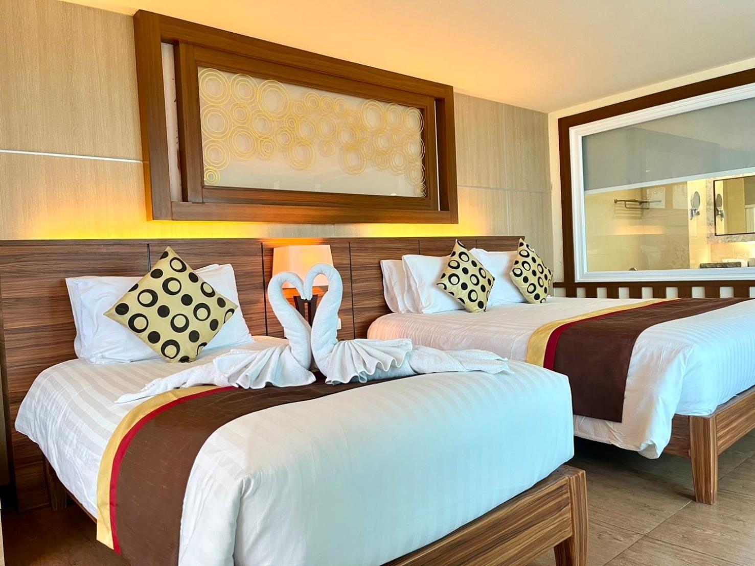 Saisawan Beach Luxury Hotel Наджомтьєн Екстер'єр фото